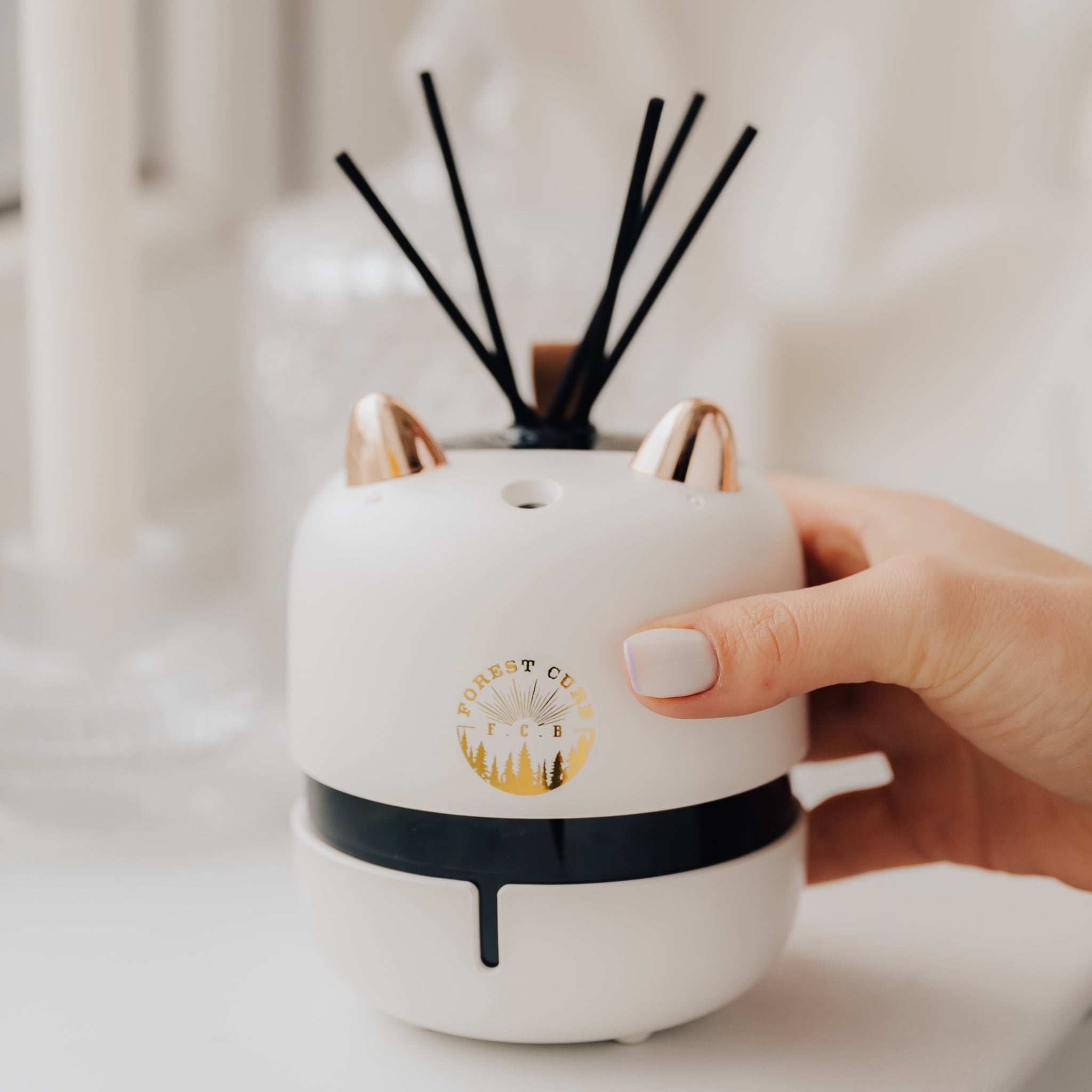 3 in 1 Humidifier With Essential Oil Diffuser and Night Light